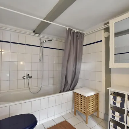 Сasa de vacaciones Big Holiday In Germany With Private Garden *